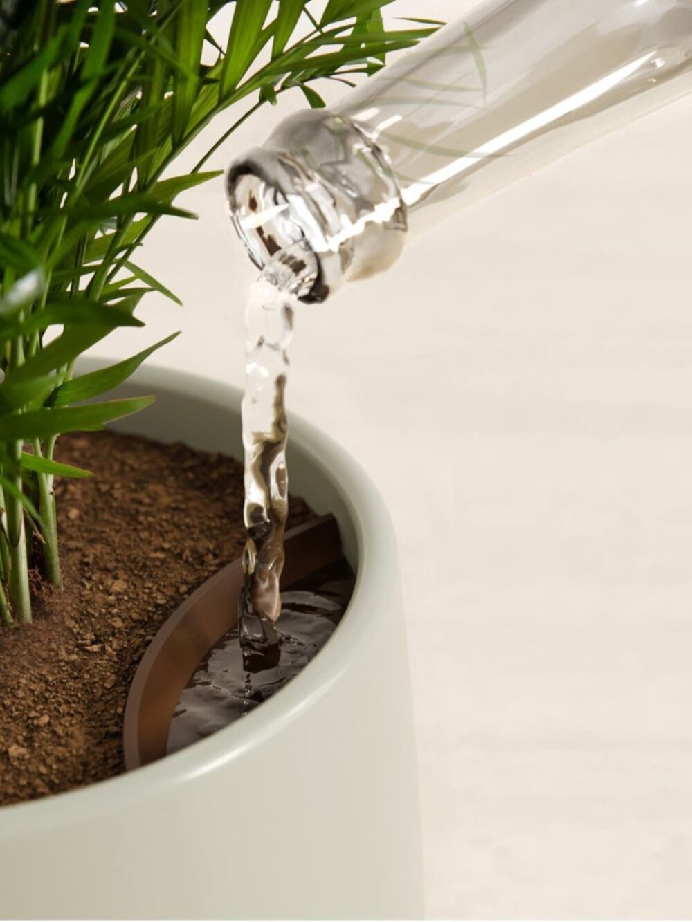 Easyplant Self-Watering Ceramic Planter Pot. Mint Green. Amber - Picture 2 of 7